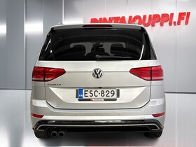 Volkswagen Touran vaihtoauto
