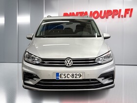 Volkswagen Touran vaihtoauto