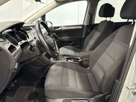 Volkswagen Touran vaihtoauto