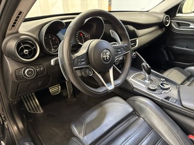 Alfa Romeo Giulia vaihtoauto