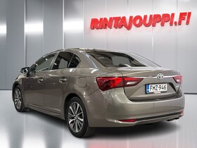 Toyota Avensis vaihtoauto