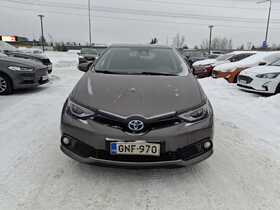 Toyota Auris vaihtoauto