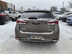 Toyota Auris vaihtoauto