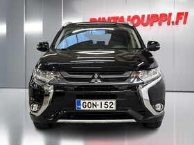 Mitsubishi Outlander PHEV vaihtoauto