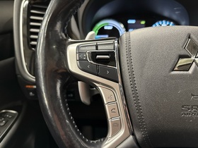 Mitsubishi Outlander PHEV vaihtoauto