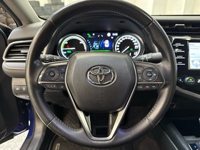 Toyota Camry vaihtoauto