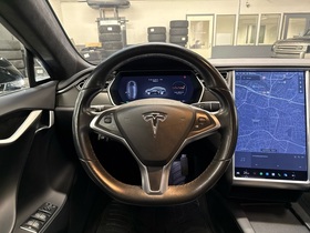 Tesla Model S vaihtoauto