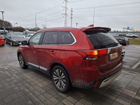 Mitsubishi Outlander vaihtoauto