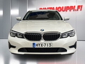 BMW 330 vaihtoauto