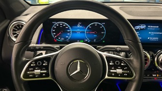 Mercedes-Benz EQB vaihtoauto