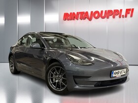 Tesla Model 3 vaihtoauto