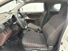 Toyota iQ vaihtoauto