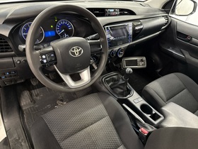 Toyota Hilux vaihtoauto