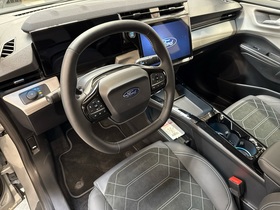 Ford Puma Gen-E vaihtoauto