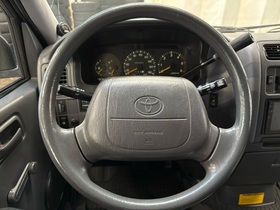 Toyota Hiace vaihtoauto