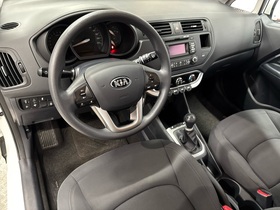 Kia Rio vaihtoauto