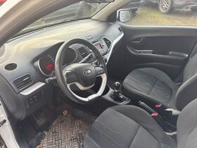 Kia Picanto vaihtoauto