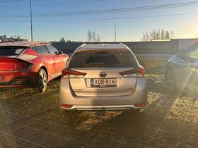 Toyota Auris vaihtoauto