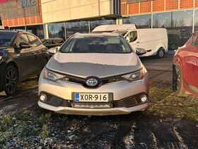Toyota Auris vaihtoauto