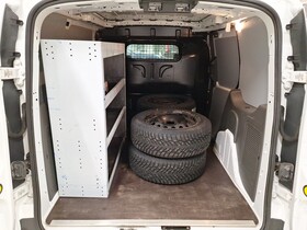 Ford Transit Connect vaihtoauto