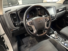 Mitsubishi Outlander PHEV vaihtoauto