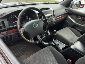 Toyota Land Cruiser vaihtoauto