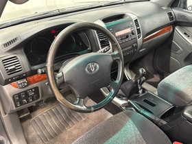 Toyota Land Cruiser vaihtoauto