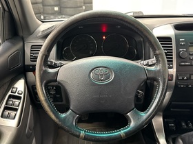 Toyota Land Cruiser vaihtoauto