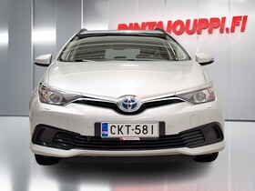 Toyota Auris vaihtoauto