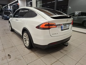 Tesla Model X vaihtoauto