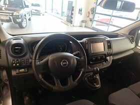 Opel Vivaro vaihtoauto