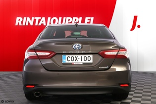 Toyota Camry vaihtoauto