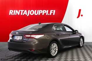 Toyota Camry vaihtoauto