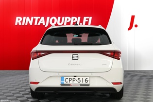 SEAT Leon Sportstourer vaihtoauto