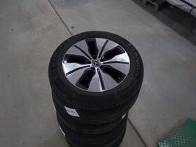 Mercedes-Benz EQC vaihtoauto