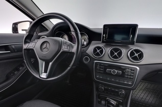 Mercedes-Benz GLA vaihtoauto