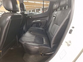 Mitsubishi L200 vaihtoauto