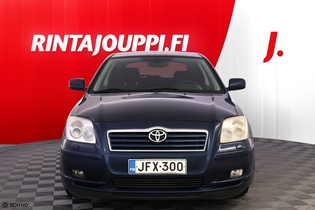 Toyota Avensis vaihtoauto