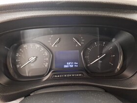 Opel Vivaro vaihtoauto