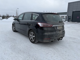 Ford S-MAX vaihtoauto