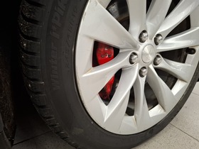 Tesla Model S vaihtoauto