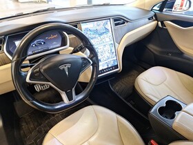 Tesla Model S vaihtoauto