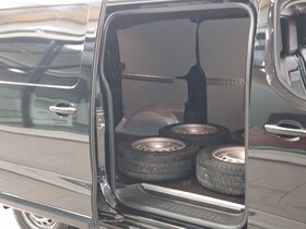 Opel Vivaro vaihtoauto