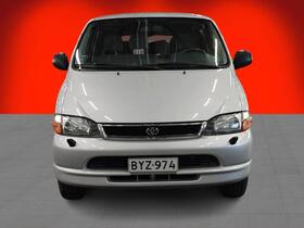 Toyota Hiace vaihtoauto