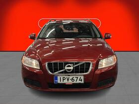 Volvo V70 vaihtoauto