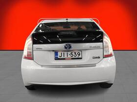 Toyota Prius Plug-in vaihtoauto