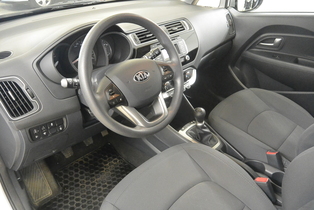 Kia Rio vaihtoauto