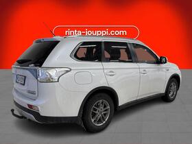 Mitsubishi Outlander PHEV vaihtoauto