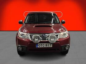 Subaru Forester vaihtoauto