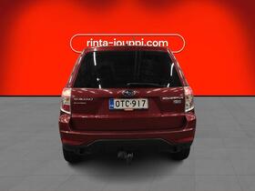 Subaru Forester vaihtoauto